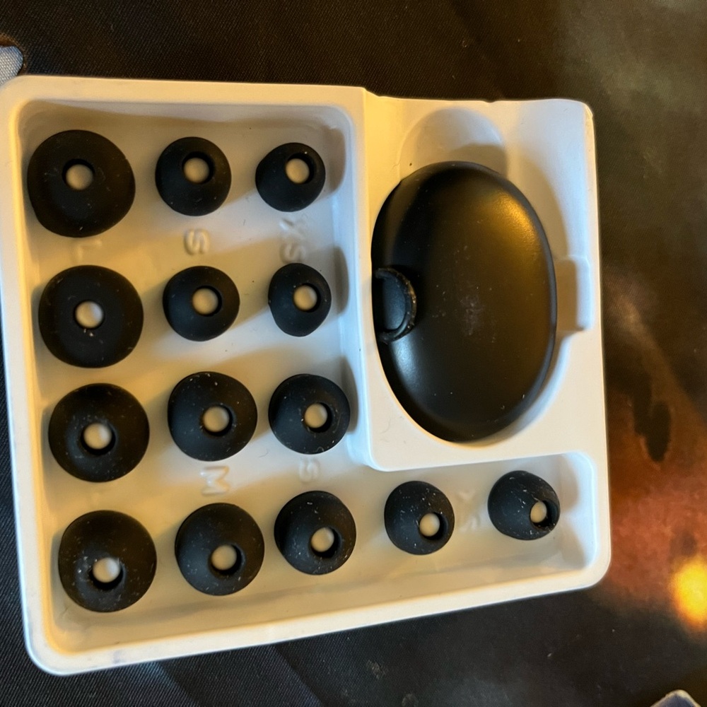 Quiet Earplugs in Silver Box